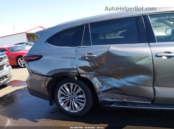 5TDKDRBH1SS590021 2025 TOYOTA HIGHLANDER Silver Вид спереду