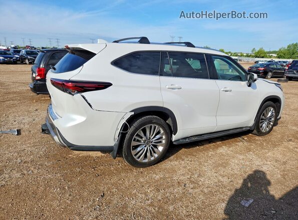 5TDKDRBH2SS586611 2025 TOYOTA HIGHLANDER White Задня права чверть