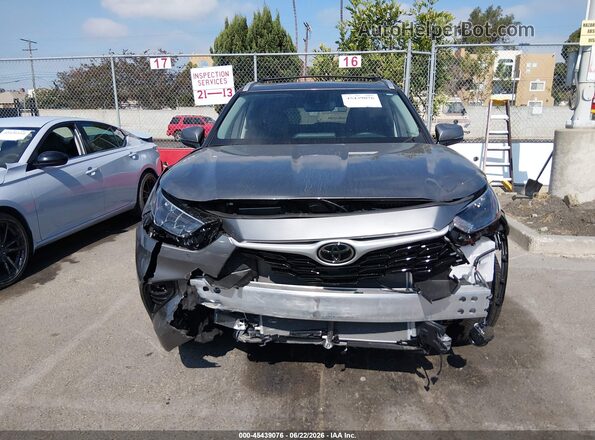 5TDKDRBH2TS599439 2026 TOYOTA HIGHLANDER Gray Widok wnętrza z tyłu