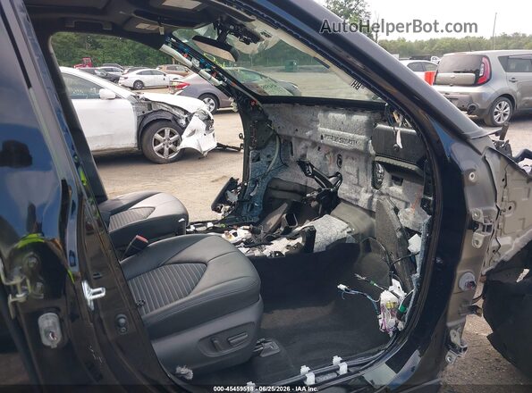 5TDKDRBH3PS014566 2023 TOYOTA HIGHLANDER Black Widok wnętrza z przodu