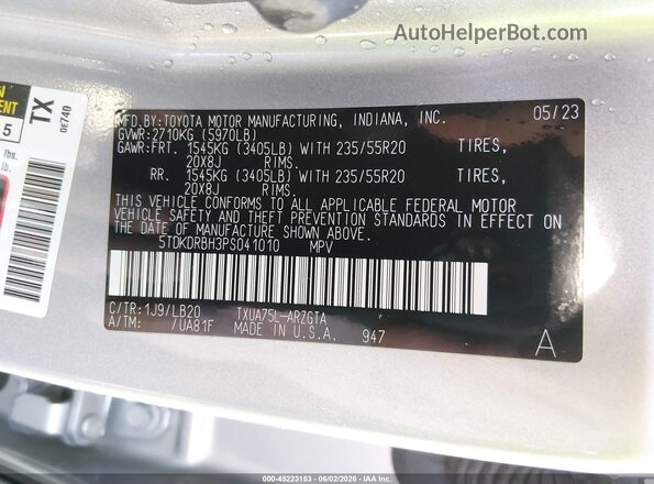 5TDKDRBH3PS041010 2023 TOYOTA HIGHLANDER Silver Widok komory silnika
