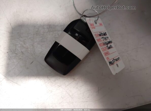 5TDKDRBH3SS593602 2025 TOYOTA HIGHLANDER Gray Առջևի վահանակի տեսք
