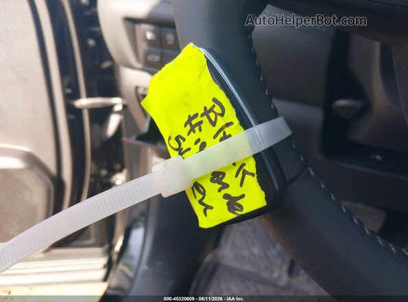 5TDKDRBH5PS526345 2023 TOYOTA HIGHLANDER Black Vista del salpicadero