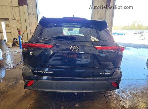 5TDKDRBH6PS527228 2023 TOYOTA HIGHLANDER Black Հետևի տեսք