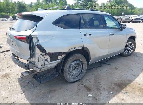 5TDKDRBH7PS507134 2023 TOYOTA HIGHLANDER Серебряный Задняя правая четверть