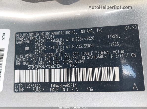 5TDKDRBH7PS507134 2023 TOYOTA HIGHLANDER Серебряный Вид подкапотного пространства
