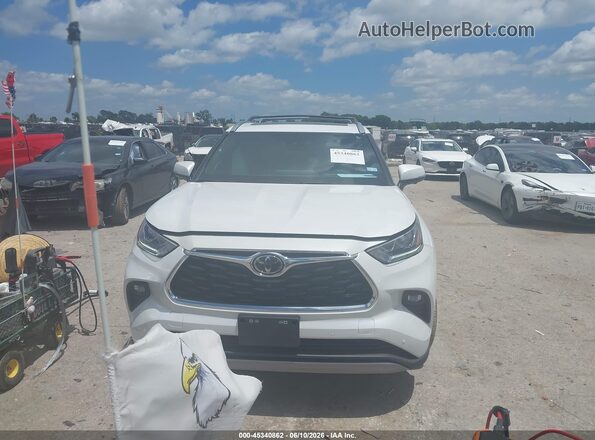 5TDKDRBH7SS593909 2025 TOYOTA HIGHLANDER White Vista del salpicadero