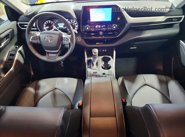 5TDKDRBH8TS598599 2026 TOYOTA HIGHLANDER Blue Dashboard view