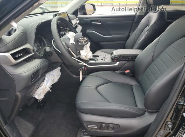 5TDKDRBH9TS607214 2026 TOYOTA HIGHLANDER Black 