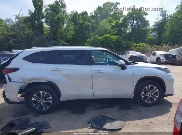 5TDKDRBHXRS545007 2024 TOYOTA HIGHLANDER White უკანა სალონის ხედი
