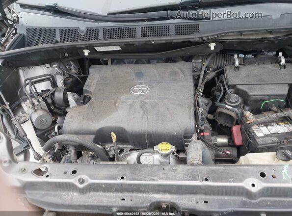 5TDKK3DC1GS715255 2016 TOYOTA SIENNA Gray Вид ззаду
