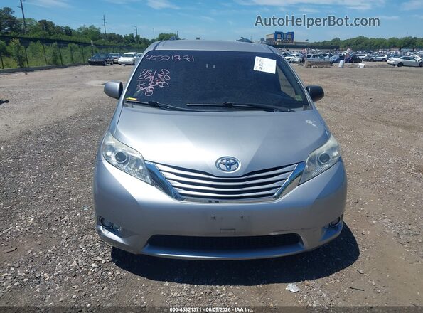 5TDKK3DC1GS719743 2016 TOYOTA SIENNA Black Widok zestawu wskaźników
