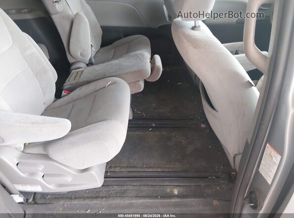 5TDKK3DC1GS738096 2016 TOYOTA SIENNA Silver VIN კოდის სტიკერის ხედი