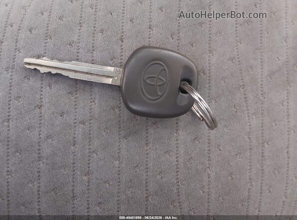 5TDKK3DC1GS738096 2016 TOYOTA SIENNA Silver წინა პანელის ხედი