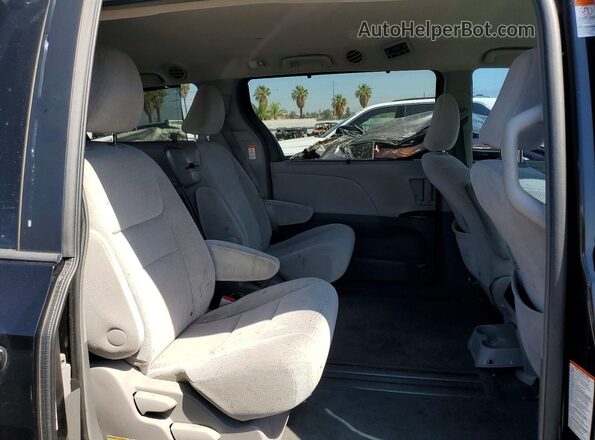 5TDKK3DC2GS695369 2016 TOYOTA SIENNA Black Vista de los asientos traseros