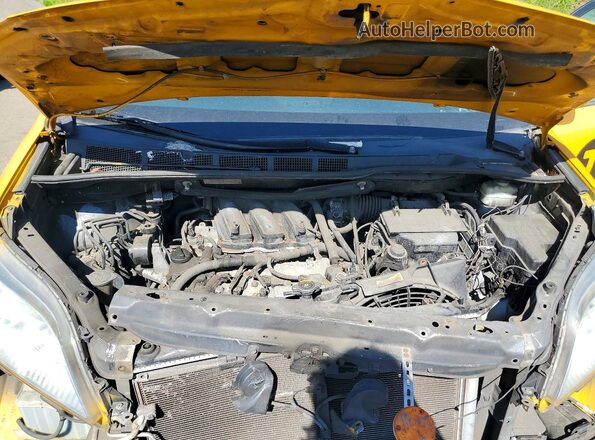 5TDKK3DC4GS764014 2016 TOYOTA SIENNA Yellow Սալոնի հետևի տեսք