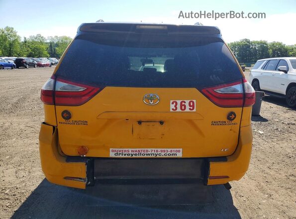 5TDKK3DC4GS764014 2016 TOYOTA SIENNA Yellow Հետևի տեսք