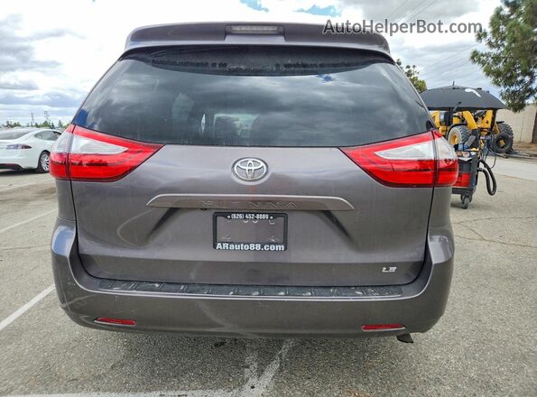 5TDKK3DC5GS692045 2016 TOYOTA SIENNA Gray Вид ззаду