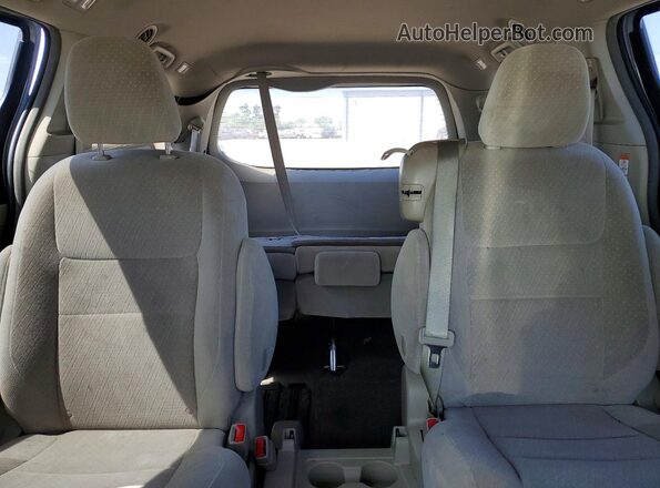 5TDKK3DC5GS696967 2016 TOYOTA SIENNA Серебряный 