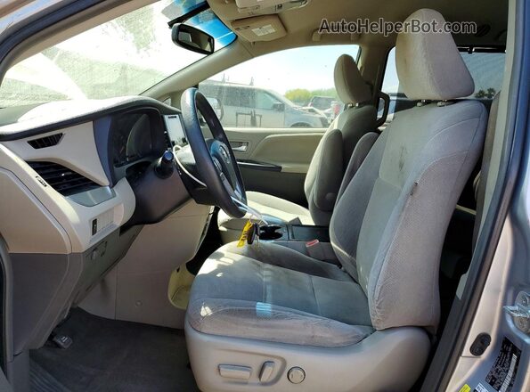 5TDKK3DC5GS696967 2016 TOYOTA SIENNA Серебряный 