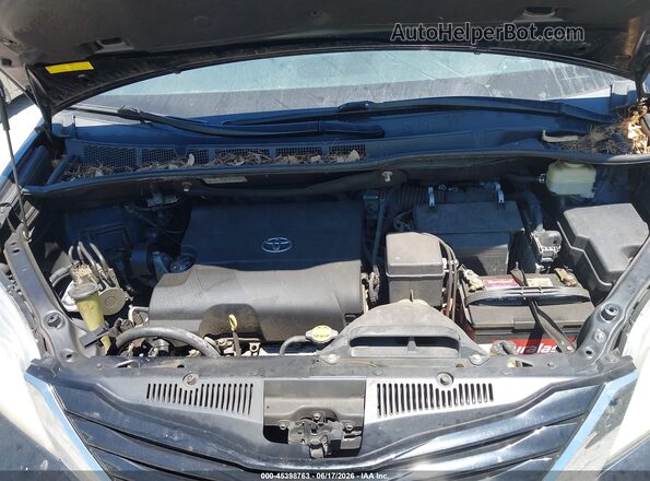 5TDKK3DC5GS750722 2016 TOYOTA SIENNA Black უკანა ხედი
