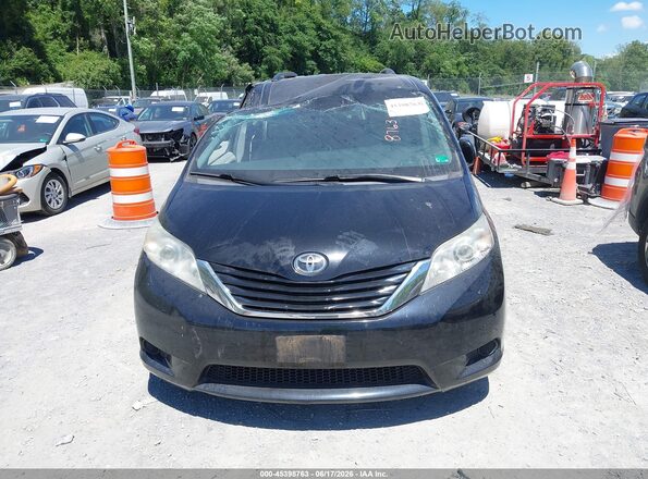 5TDKK3DC5GS750722 2016 TOYOTA SIENNA Black ხელსაწყოთა პანელის ხედი