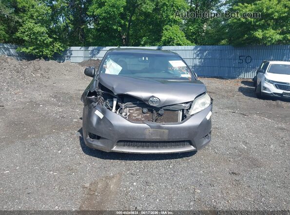 5TDKK3DC6GS738580 2016 TOYOTA SIENNA Gray Սարքավորումների վահանակի տեսք
