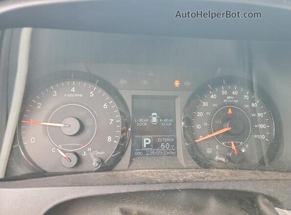 5TDKK3DC8GS702731 2016 TOYOTA SIENNA Silver ხელსაწყოთა პანელის ხედი