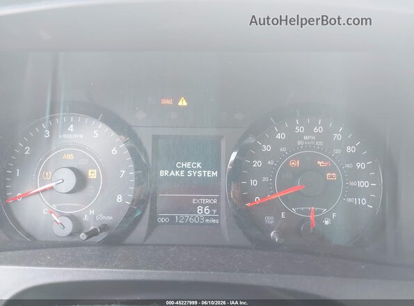 5TDKK3DC8GS753582 2016 TOYOTA SIENNA Gray Widok tylnych siedzeń