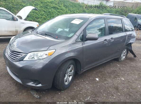 5TDKK3DC8GS753582 2016 TOYOTA SIENNA Gray Przód lewy