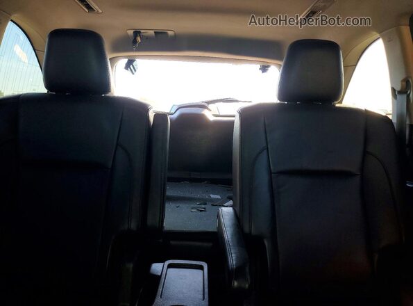 5TDKKRFH1GS164661 2016 TOYOTA HIGHLANDER White უკანა სავარძლების ხედი
