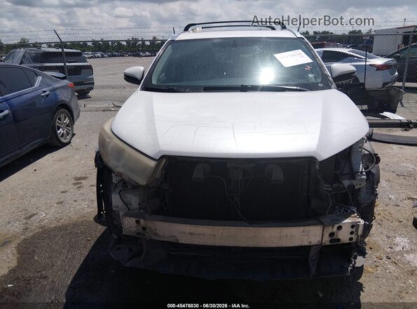 5TDKKRFH2GS175717 2016 TOYOTA HIGHLANDER White Widok wnętrza z tyłu