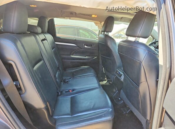 5TDKKRFH5GS127001 2016 TOYOTA HIGHLANDER Gray Вид задніх сидінь