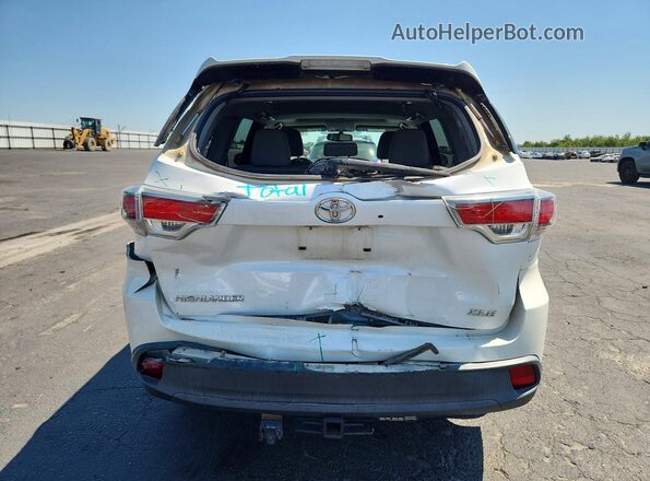 5TDKKRFH6GS126049 2016 TOYOTA HIGHLANDER White Հետևի տեսք