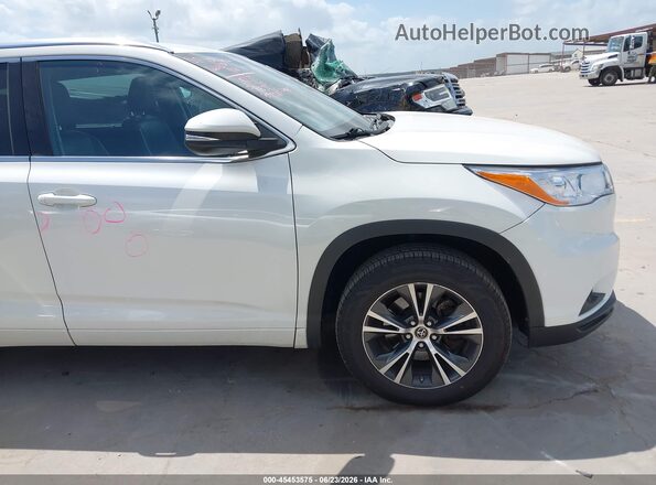 5TDKKRFH6GS127511 2016 TOYOTA HIGHLANDER White 