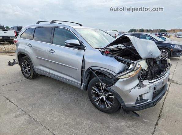 5TDKKRFH6GS140999 2016 TOYOTA HIGHLANDER Серебряный Передняя правая четверть