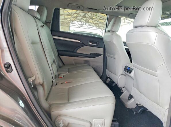 5TDKKRFH6GS503737 2016 TOYOTA HIGHLANDER Gray Հետևի նստատեղերի տեսք