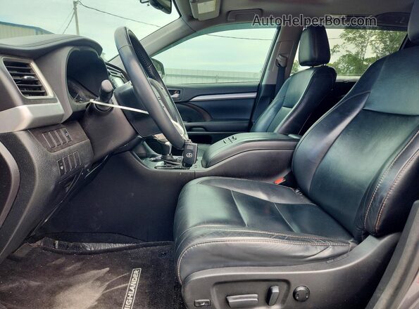 5TDKKRFH6GS504662 2016 TOYOTA HIGHLANDER Gray Front interior view