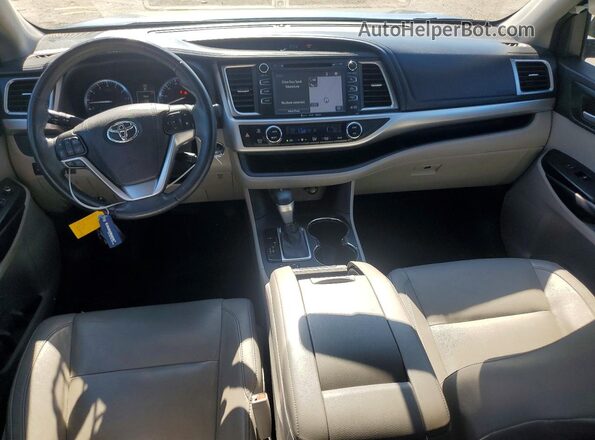 5TDKKRFH7GS504993 2016 TOYOTA HIGHLANDER Blue Vista del salpicadero