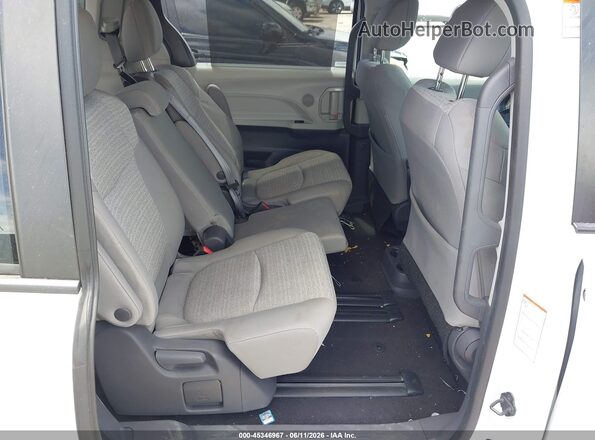 5TDKRKEC2MS028723 2021 TOYOTA SIENNA White Widok naklejki z numerem VIN