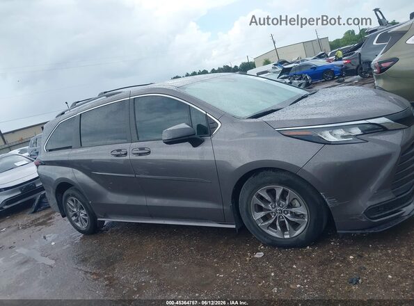 5TDKRKEC2PS179940 2023 TOYOTA SIENNA Gray უკანა სალონის ხედი