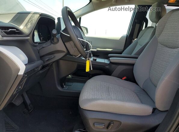 5TDKRKEC2SS240227 2025 TOYOTA SIENNA Black Սալոնի դիմացի տեսք