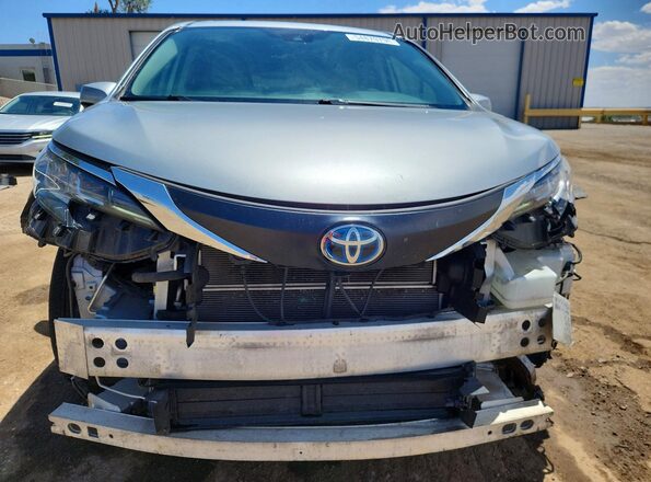 5TDKRKEC3MS043554 2021 TOYOTA SIENNA Silver Вид спереду
