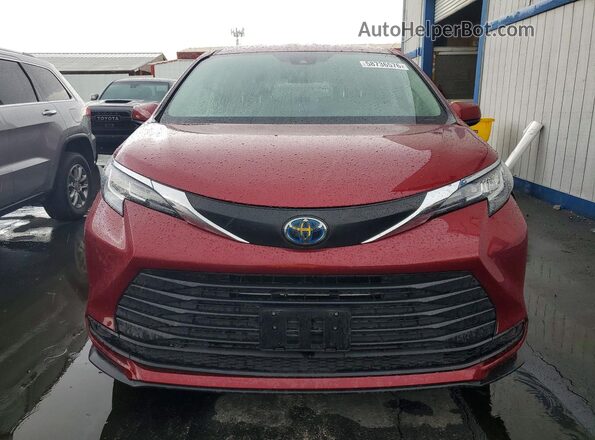 5TDKRKEC5MS042986 2021 TOYOTA SIENNA Red Vista frontal