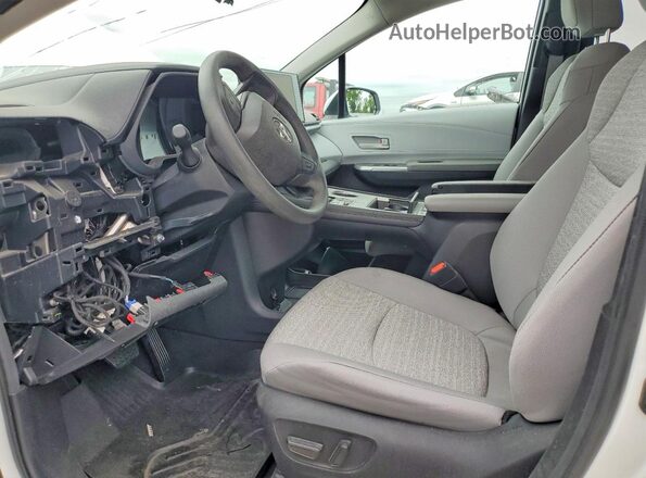 5TDKRKEC6SS256284 2025 TOYOTA SIENNA White Vista interior delantera