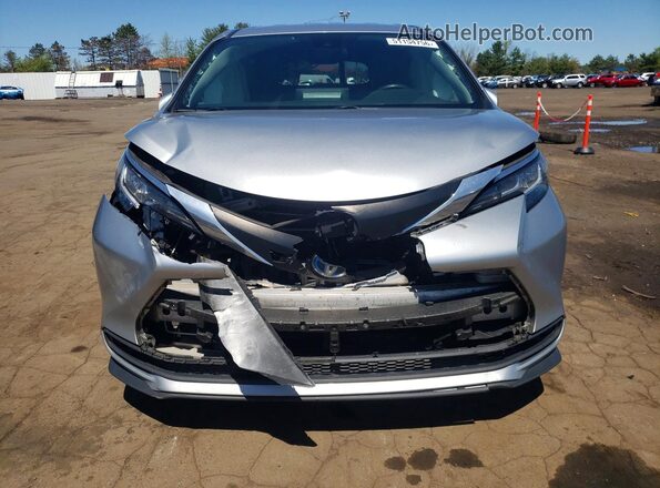 5TDKRKEC7MS047588 2021 TOYOTA SIENNA Silver Vista frontal