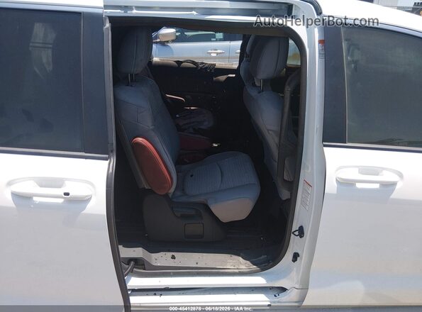 5TDKRKEC7PS138705 2023 TOYOTA SIENNA White Vista de la etiqueta del VIN