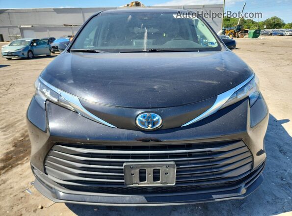 5TDKRKEC8MS044313 2021 TOYOTA SIENNA Black Front view