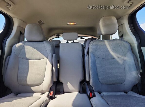 5TDKRKEC8MS044313 2021 TOYOTA SIENNA Black Rear seats view