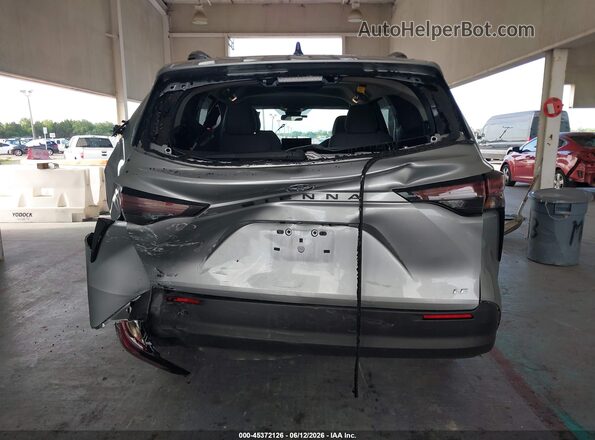 5TDKRKECXSS260144 2025 TOYOTA SIENNA Silver 